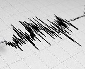 Akhisar'da 4.2 büyüklüğünde deprem korkuttu