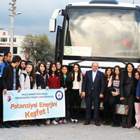 80 çocuk Pamukkale'ye ziyarete geldi !