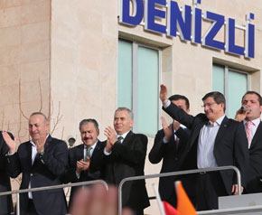 Başbakan Davutoğlu Denizli’ye geliyor