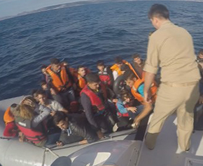 Yunanistan'a geçmek isteyen 241 göçmen Ege Denizi'nde yakalandı