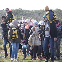 Ölüm yolculuğuna çıkmadan 424 mülteci yakalandı!