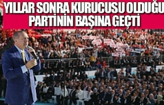 Erdoğan yeniden kurucusu olduğu partinin başına...