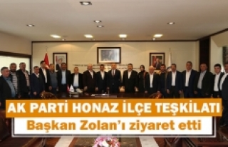 Ak Parti Honaz ilçe teşkilatı Başkan Zolan’a...