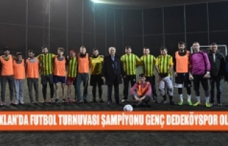 Baklan’da futbol turnuvası şampiyonu genç dedeköyspor...