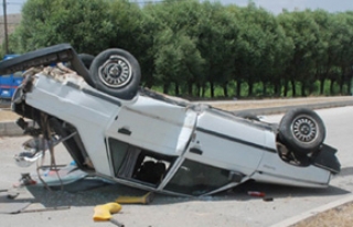 Afyonkarahisar'da trafik kazası 2 ağır yaralı