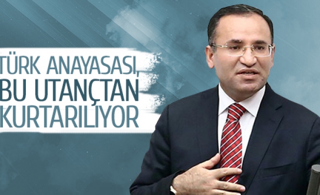 Bakan Bozdağ, “Türk anayasası, bu utançtan kurtarılıyor”