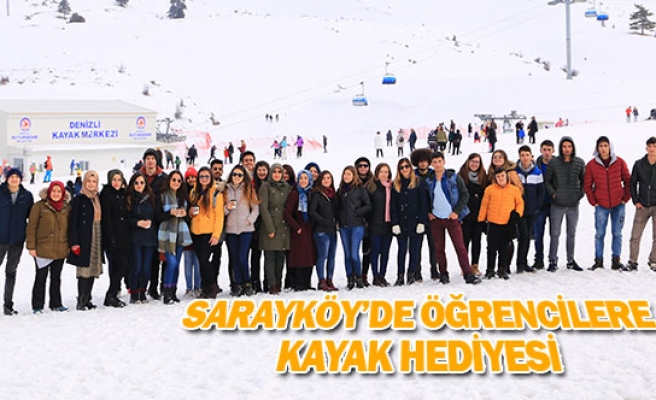 Sarayköy’de öğrencilere kayak hediyesi