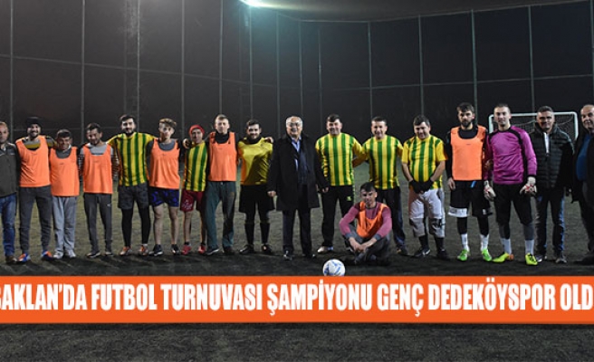 Baklan’da futbol turnuvası şampiyonu genç dedeköyspor oldu