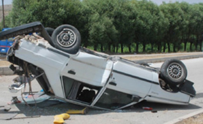 Afyonkarahisar'da trafik kazası 2 ağır yaralı