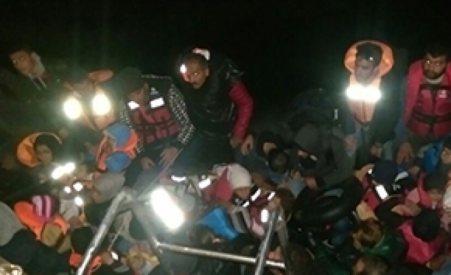 47 kaçak göçmen son anda kurtuldu