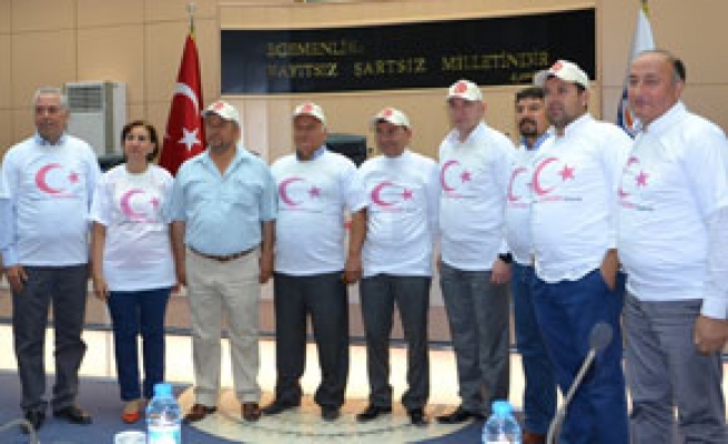 MHP'li Meclis üyelerinden Bayraklı Protesto